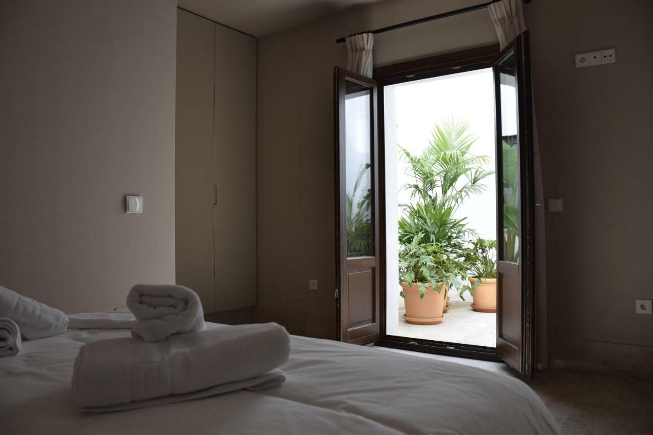 Chacon Apartments & Suites 埃斯特波纳 外观 照片