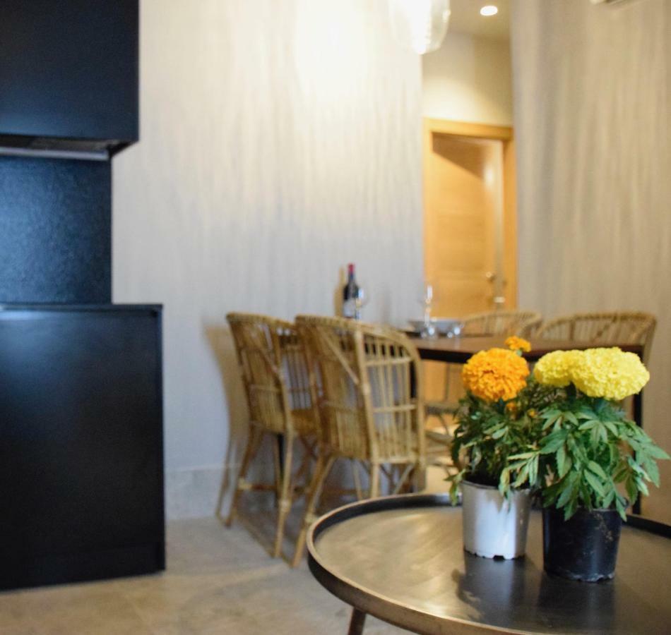 Chacon Apartments & Suites 埃斯特波纳 外观 照片