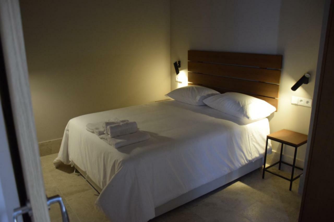 Chacon Apartments & Suites 埃斯特波纳 外观 照片