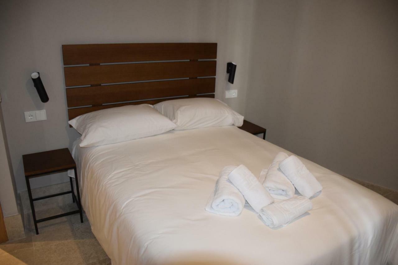 Chacon Apartments & Suites 埃斯特波纳 外观 照片