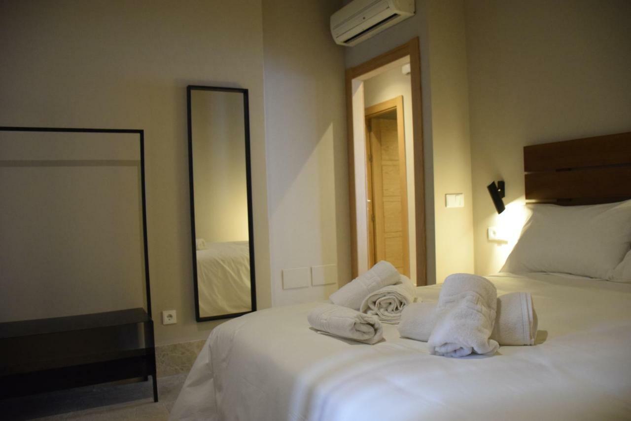 Chacon Apartments & Suites 埃斯特波纳 外观 照片